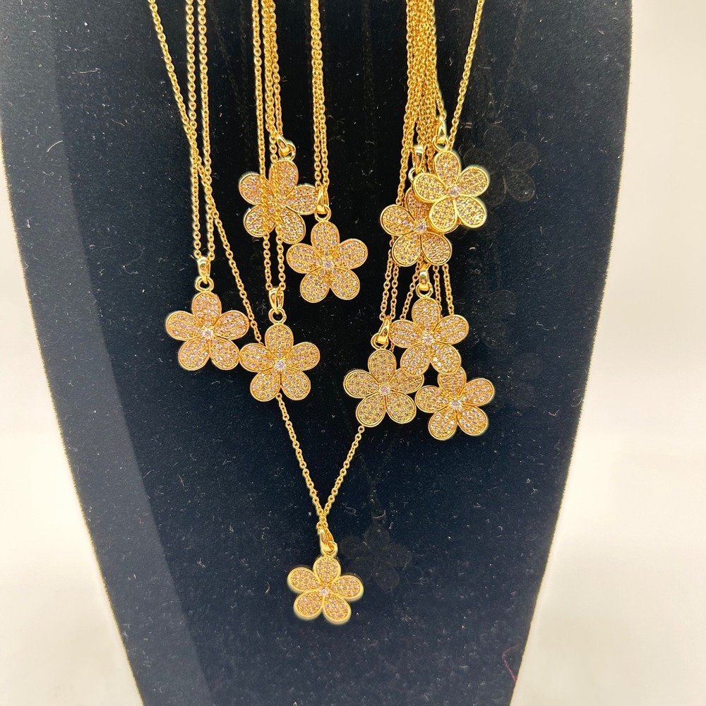 NEW Lot of 10 Gold Flower Necklaces Rhinestones Reseller Bundle Adjustable Chain - Picture 2 of 8